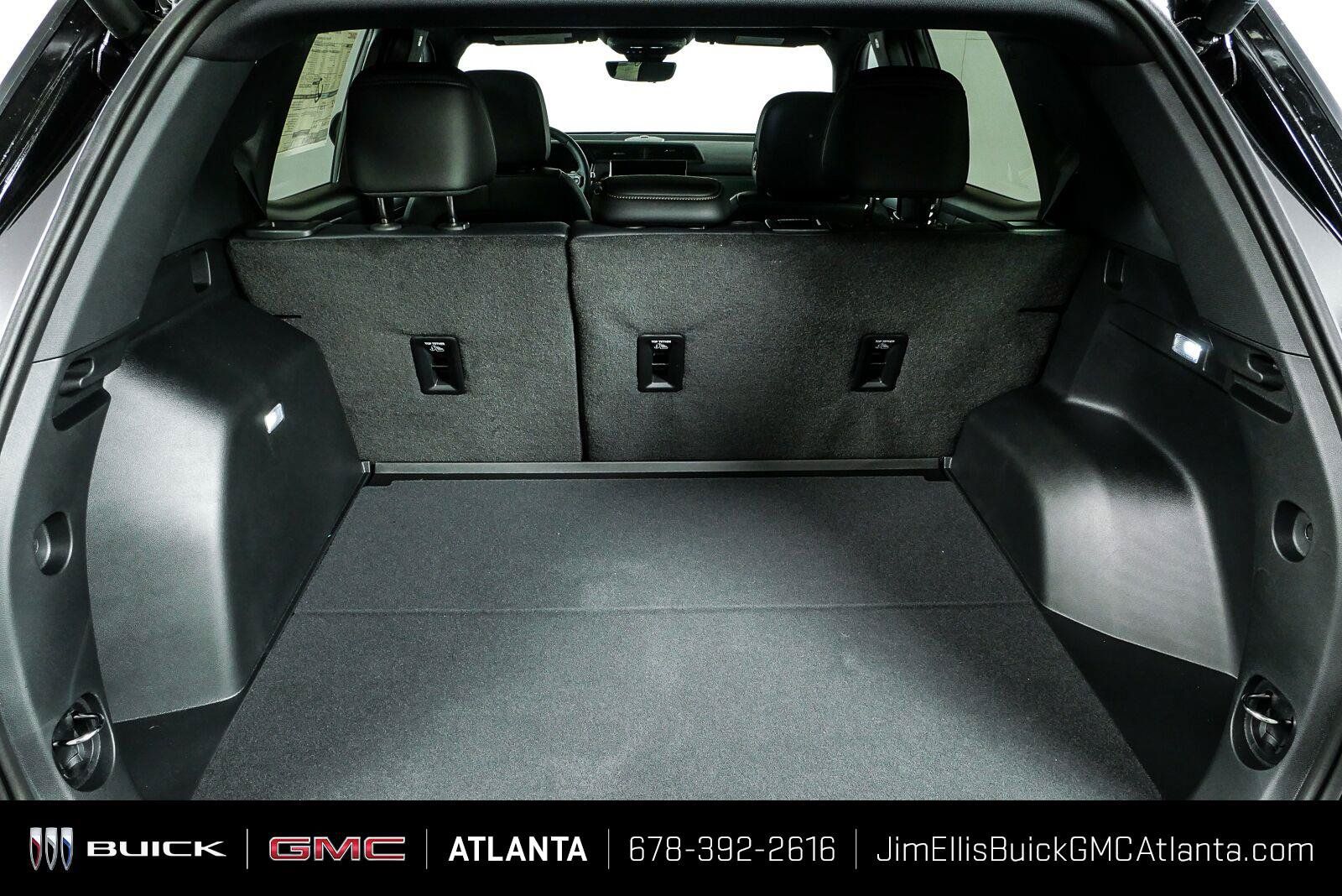 New 2027 GMC Terrain AT4 w/ Convenience Package III AWD/4WD image 30