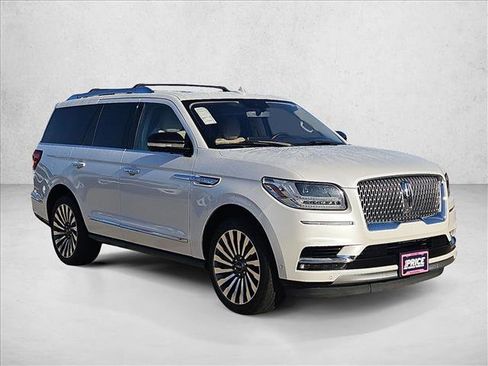 Used 2019 Lincoln Navigator Reserve w/ Cargo Package image 3