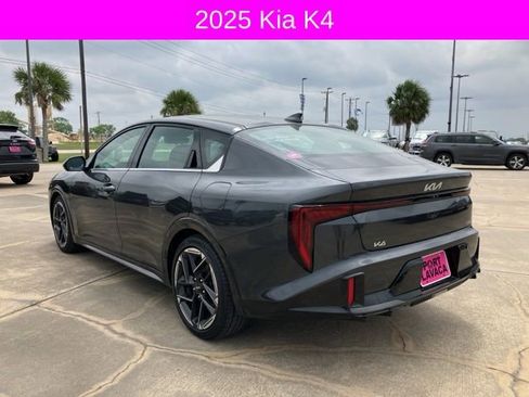Used 2025 Kia K4 GT-Line w/ GT-Line Premium Package FWD image 6