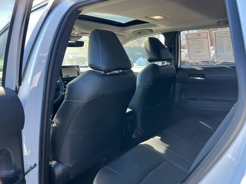 Certified 2023 Toyota Corolla Cross XLE w/ Convenience Package image 29