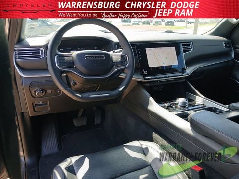 Used 2024 Jeep Wagoneer Series II AWD/4WD image 16