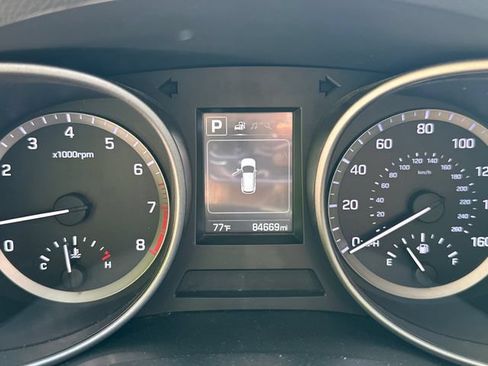 Used 2018 Hyundai Santa Fe Sport w/ 2.4L Value Package 02 AWD/4WD image 26