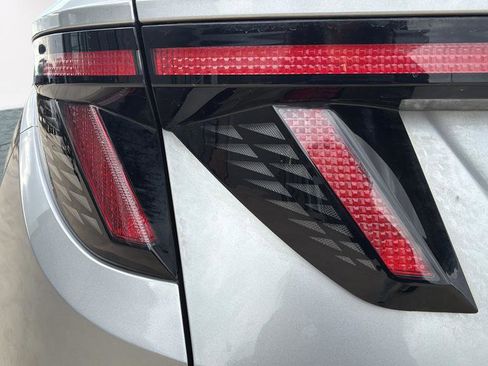 Used 2022 Hyundai Tucson SEL w/ Convenience + Premium Package image 10