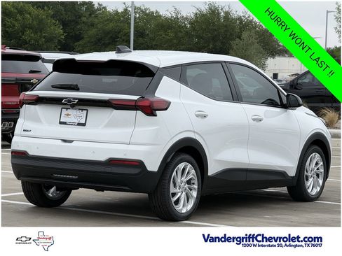 New 2027 Chevrolet Bolt LT w/ Comfort Package FWD image 4