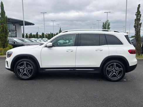 New 2026 Mercedes-Benz GLB 250 4MATIC image 3