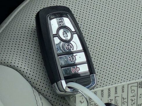 New 2026 Lincoln Aviator Premiere image 28