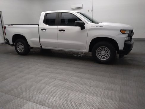 Used 2020 Chevrolet Silverado 1500 W/T w/ Trailering Package AWD/4WD image 11