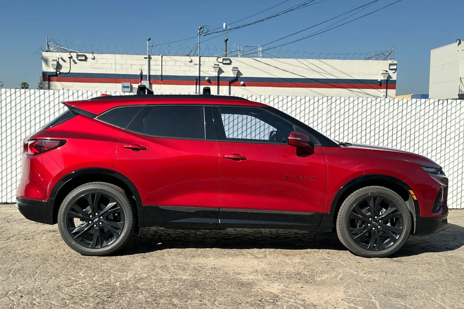 Used 2021 Chevrolet Blazer RS w/ Driver Confidence II Package FWD image 9