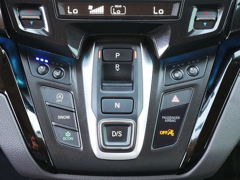 Used 2024 Honda Odyssey Elite image 23