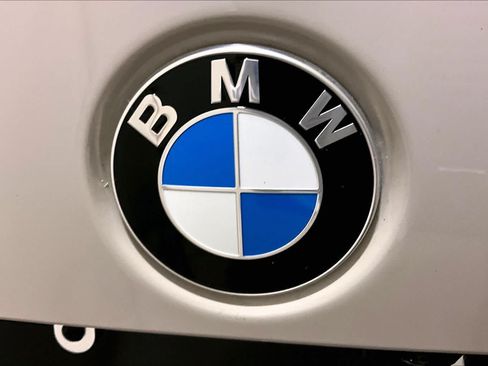 Used 2026 BMW X1 xDrive28i w/ Technology Package AWD/4WD image 32