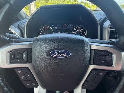 Used 2018 Ford F150 Platinum w/ Equipment Group 701A Luxury AWD/4WD image 11