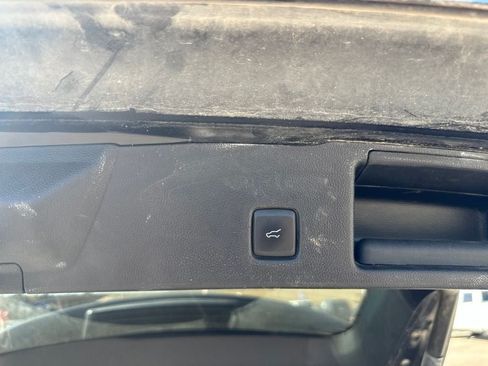 Used 2021 Ford Escape SE w/ Convenience Package FWD image 7