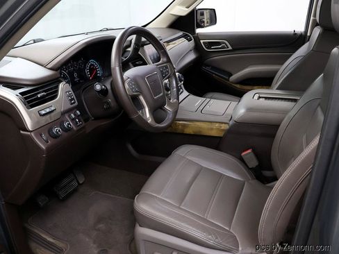 Used 2017 GMC Yukon Denali w/ Open Road Package AWD/4WD image 11