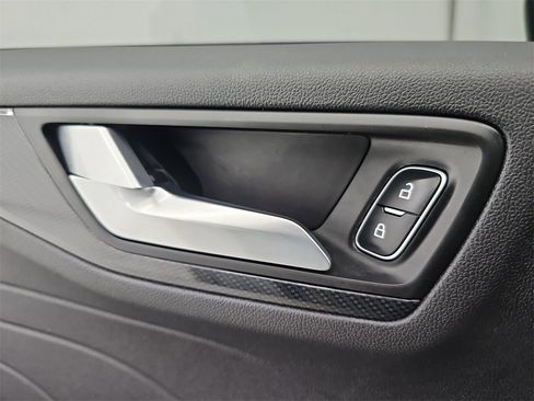 Used 2024 Ford Escape ST-Line w/ Tech Pack #1 image 33