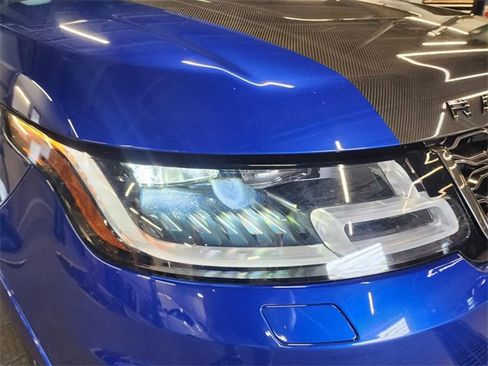 Used 2022 Land Rover Range Rover Sport SVR image 4