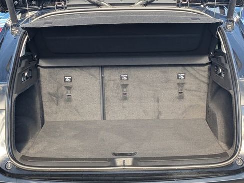 Used 2023 Buick Envision Essence w/ Technology Package I image 21