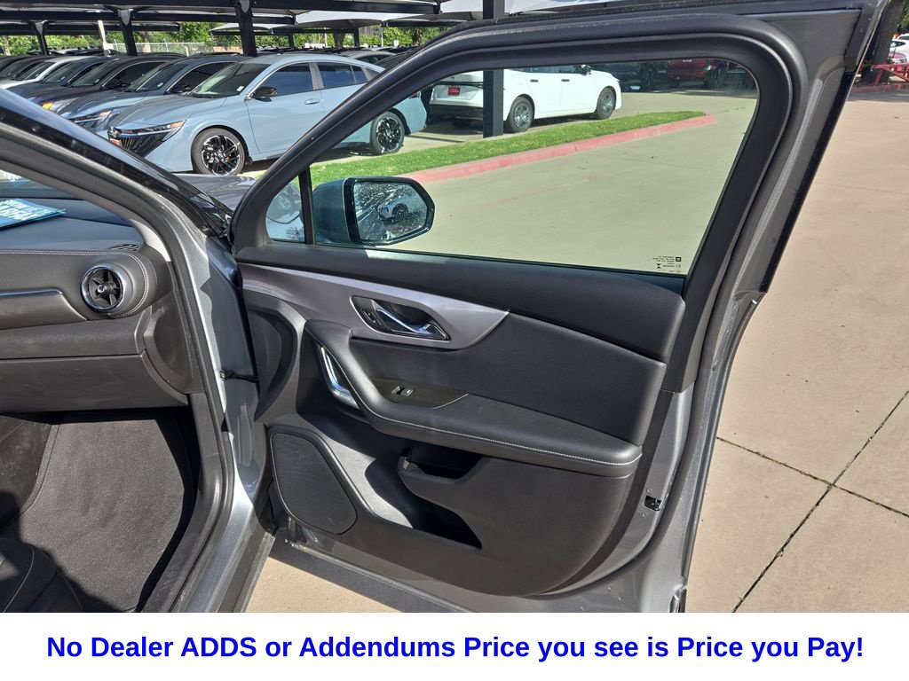 Used 2025 Chevrolet Blazer LT AWD/4WD image 30