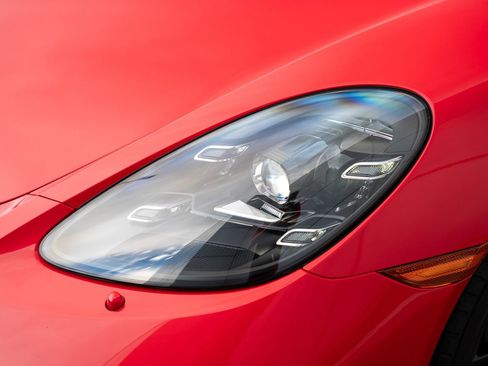 Used 2025 Porsche 718 Boxster S image 28