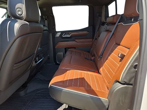 Used 2024 GMC Sierra 1500 Denali Ultimate AWD/4WD image 29