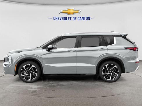 Used 2022 Mitsubishi Outlander SEL FWD image 3