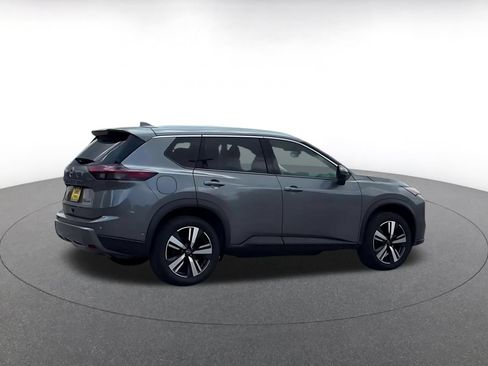 Used 2026 Nissan Rogue SL AWD/4WD image 13