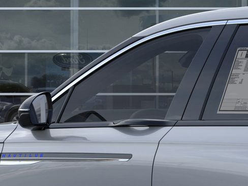 New 2026 Lincoln Nautilus Premier image 42