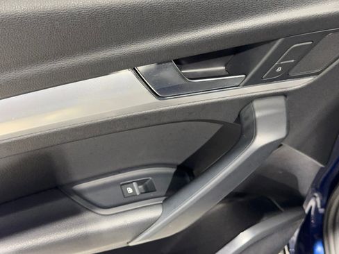 Used 2020 Audi Q5 2.0T Premium w/ Titanium Sport Package image 19