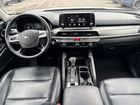 Used 2020 Kia Telluride S w/ S 8 Passenger Seating Package image 16