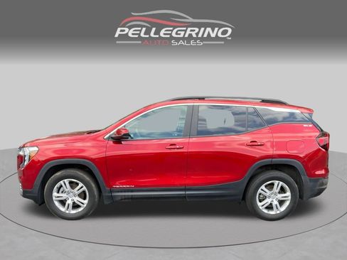 Used 2022 GMC Terrain SLE w/ Driver Convenience Package AWD/4WD image 4