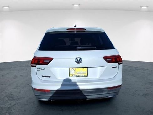 Used 2019 Volkswagen Tiguan SE w/ Panoramic Sunroof Package image 24
