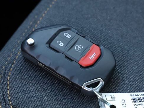 New 2026 Jeep Wrangler Sport S image 31