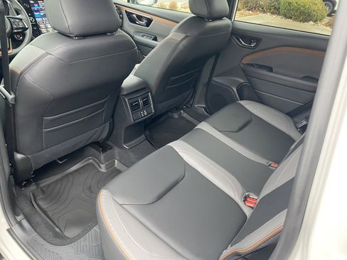 Used 2025 Subaru Forester Sport image 19