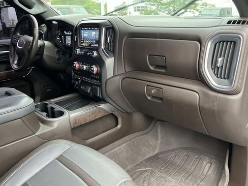 Used 2022 GMC Sierra 2500 Denali w/ Denali Ultimate Package AWD/4WD image 20
