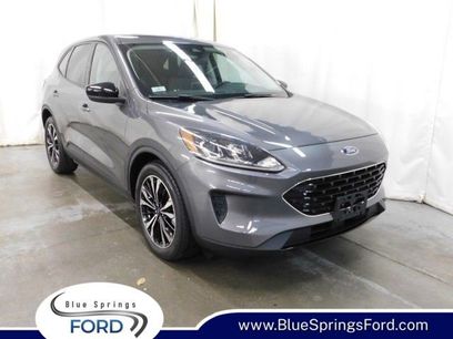 Used 2022 Ford Escape SE w/ SE Sport Appearance Package