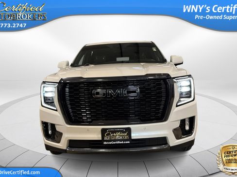 Used 2023 GMC Yukon Denali Ultimate image 2