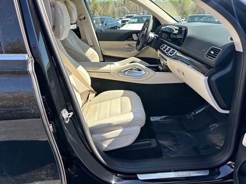 New 2026 Mercedes-Benz GLS 450 4MATIC image 14