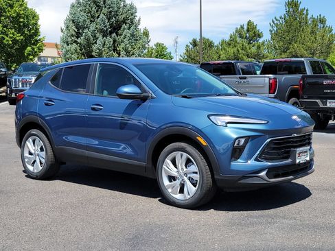 New 2026 Buick Encore GX Preferred w/ Comfort Package AWD/4WD image 1