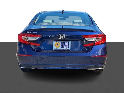 Used 2020 Honda Accord EX image 5