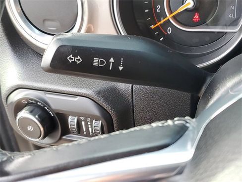 Used 2018 Jeep Wrangler Unlimited Sahara w/ Cold Weather Group image 15