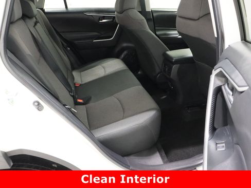 Used 2024 Toyota RAV4 XLE image 36