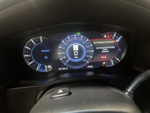 Used 2019 Cadillac Escalade Luxury image 31