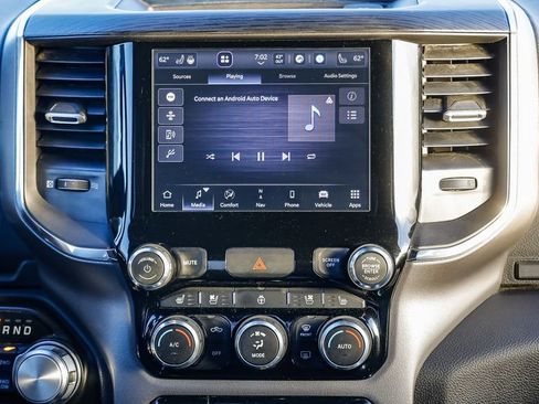 Used 2024 RAM 1500 Laramie image 15