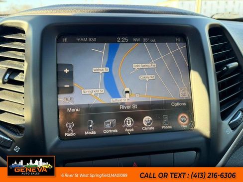 Used 2015 Jeep Cherokee Limited image 17