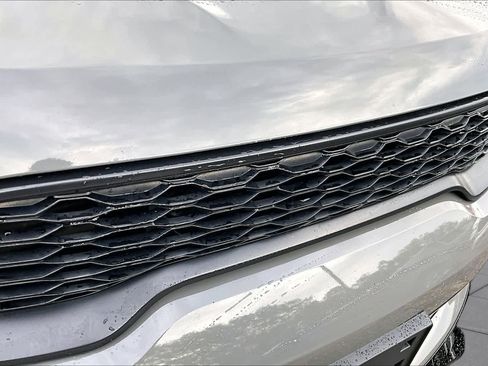Used 2021 Dodge Durango R/T w/ Technology Group AWD/4WD image 28
