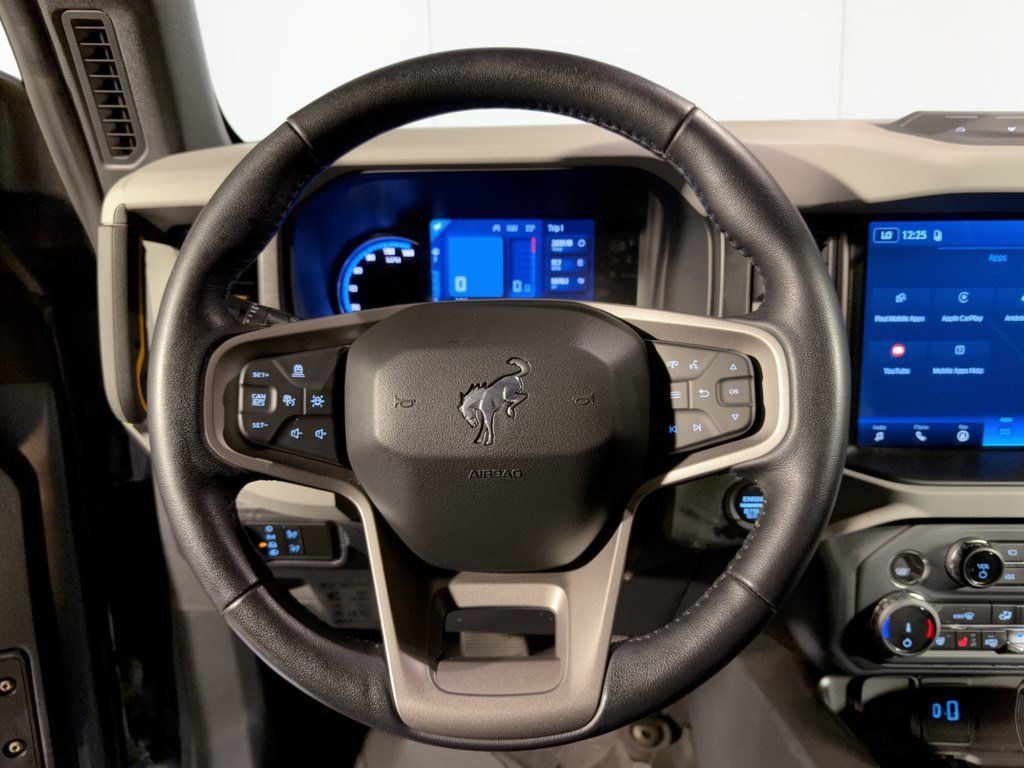 Used 2022 Ford Bronco Badlands AWD/4WD image 10