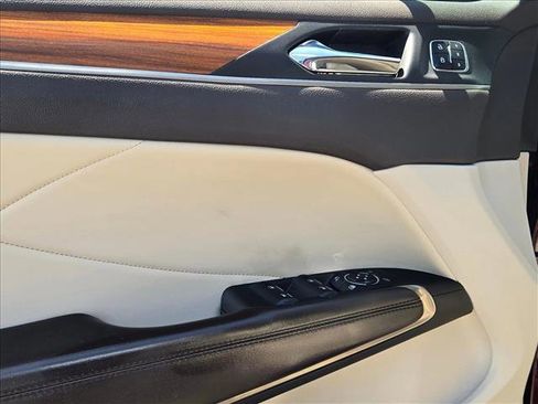 Used 2017 Lincoln MKC Select w/ Select Plus Package image 9