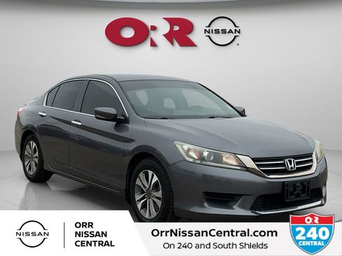 Used 2013 Honda Accord LX image 3