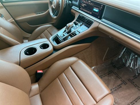 Certified 2023 Porsche Panamera Platinum Edition RWD image 16