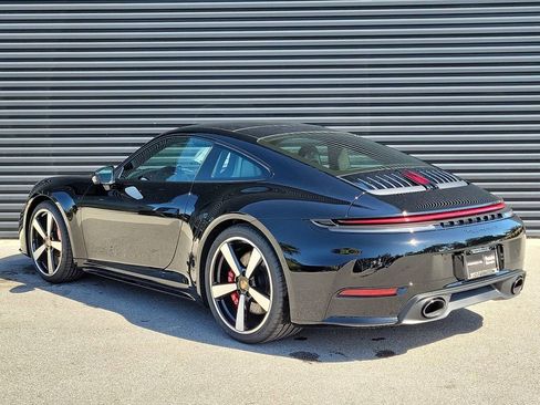 Used 2026 Porsche 911 Carrera 4S image 3