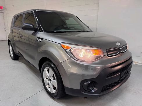 Used 2019 Kia Soul FWD image 1
